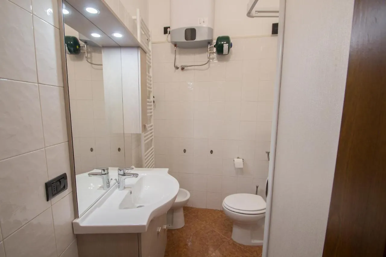 Monolocale Nelle Mura Antiche A 80 Mt Dal Mare Varazze
